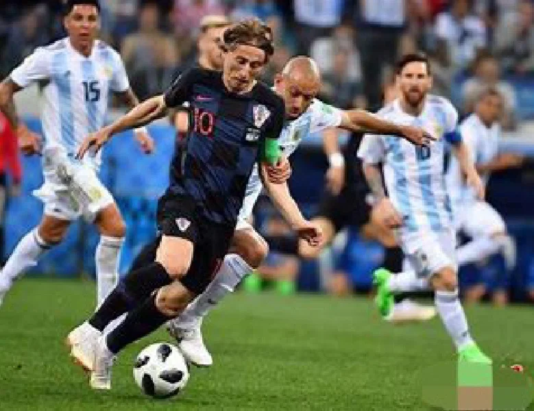 星空体育-阿根廷与英格兰对决，争夺欧国联决赛资格