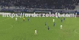 星空体育-慕尼黑红狼解决战胜对手难题，实现逆转胜利