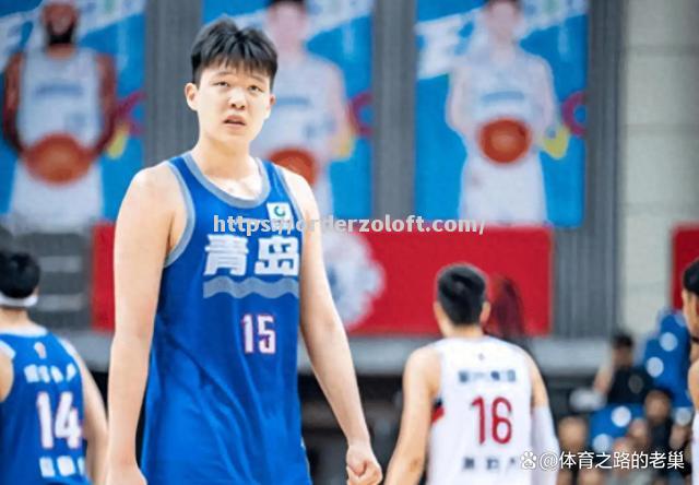 争夺荣耀的篮球战场上，谁将笑到最后