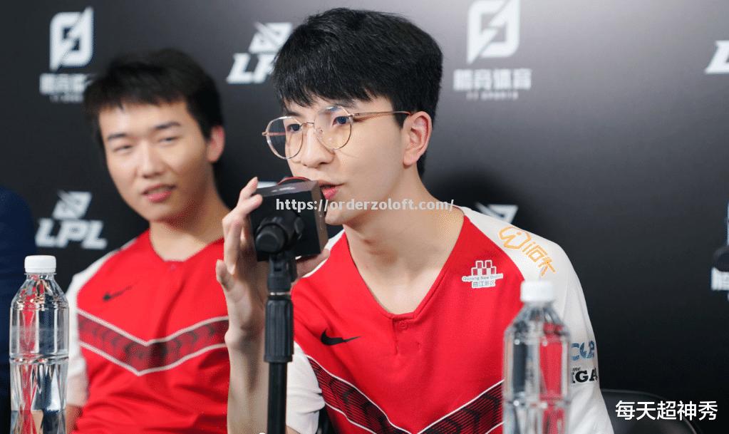 星空体育-中部战队崭露头角，统治积分榜