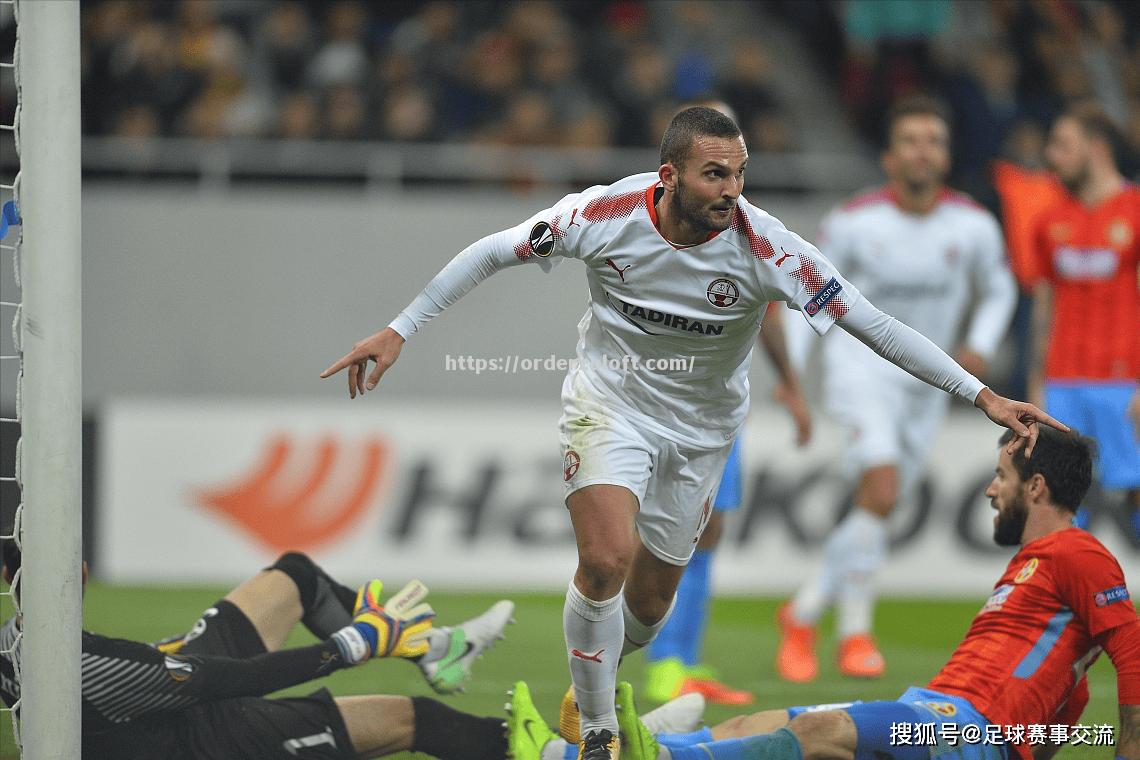 法甲球队连胜晋级，欧冠淘汰赛再迎新星