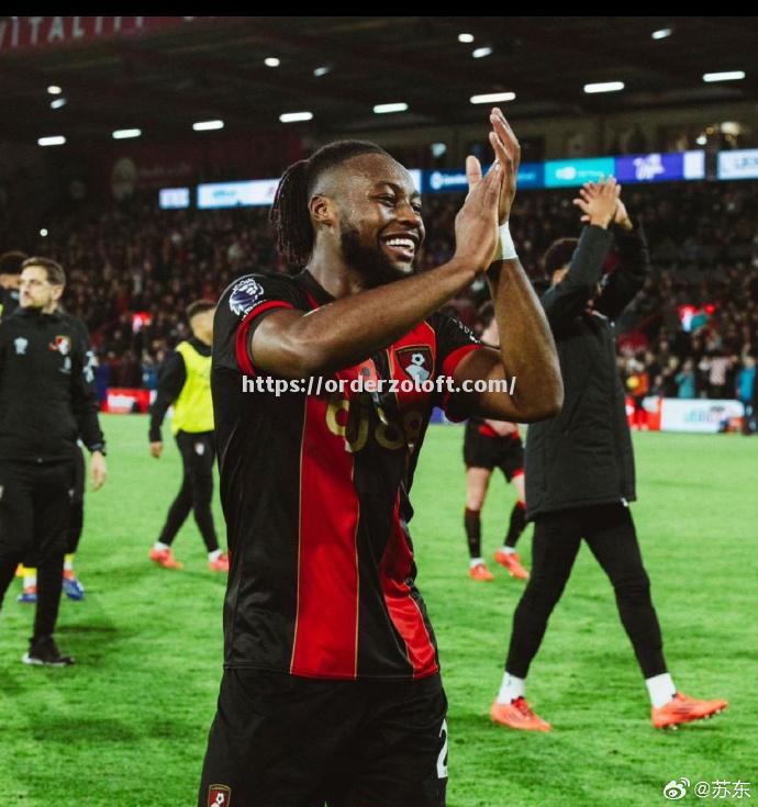 星空体育-伯恩茅斯主场惨败曼城，英超保级之路艰难漫长