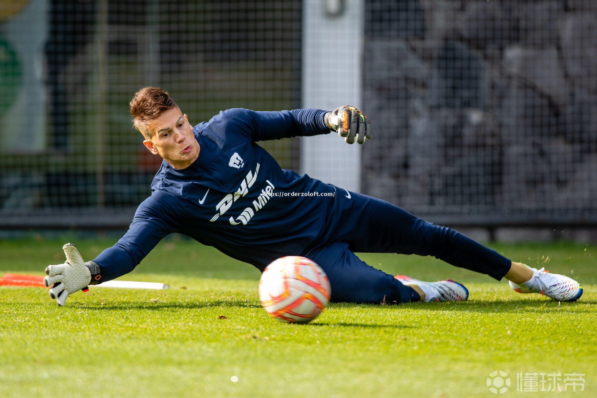尤文图斯签下乌拉圭门将以增强后防线 尤文图斯签下乌拉圭门将以增强后防线